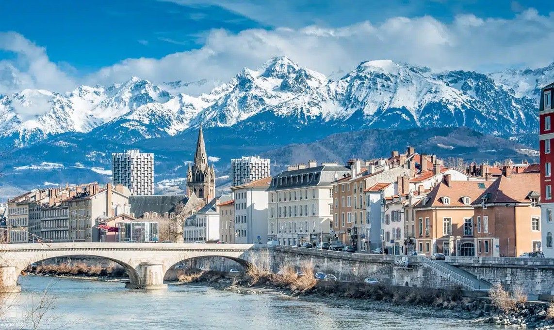DrSmile x Impress à Grenoble : Adresse, Tarifs 2025 et Avis